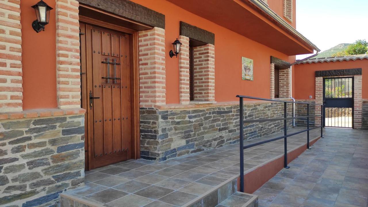 Casa Rural La Colmena Del Geoparque Navatrasierra Eksteriør billede